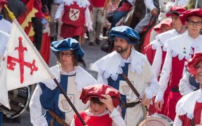 Naumburger Tageblatt: Kirschfest in Naumburg – Salut, Bier und Band „B87“